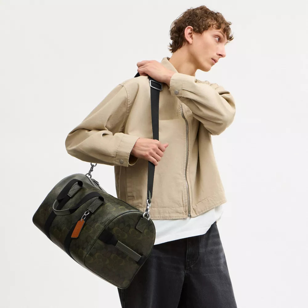 Explorer Duffle Bag 45 In Signature Camo Print - Signature Canvas/Silver/Green
