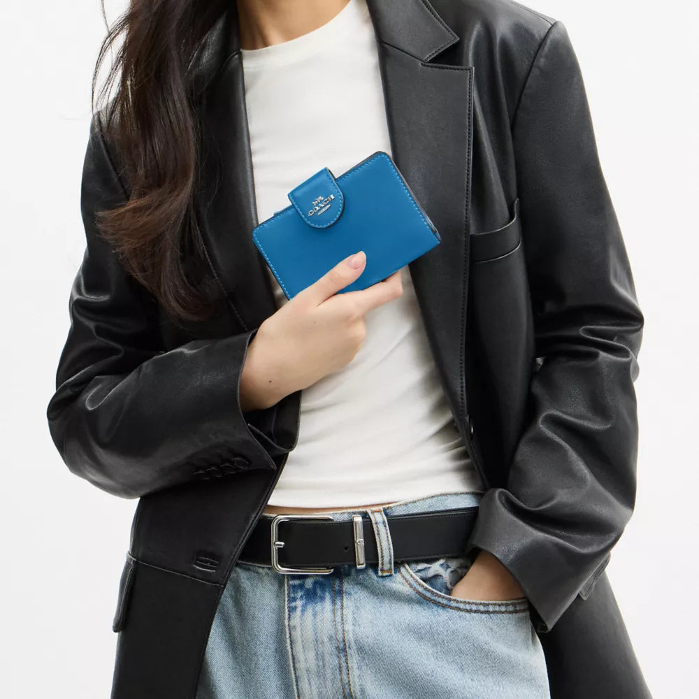 Medium Corner Zip Wallet - Crinkle Leather/Silver/Blue Jay