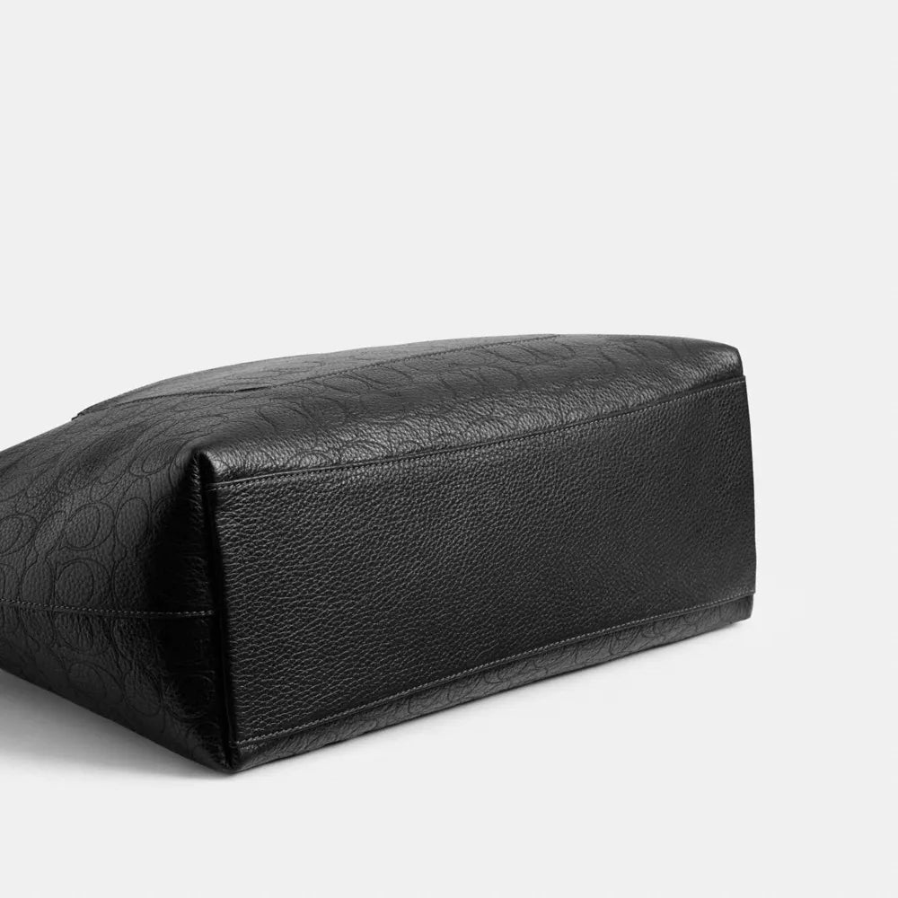 Station Tote Bag In Signature Leather - Pebbled Leather/Gold/Black