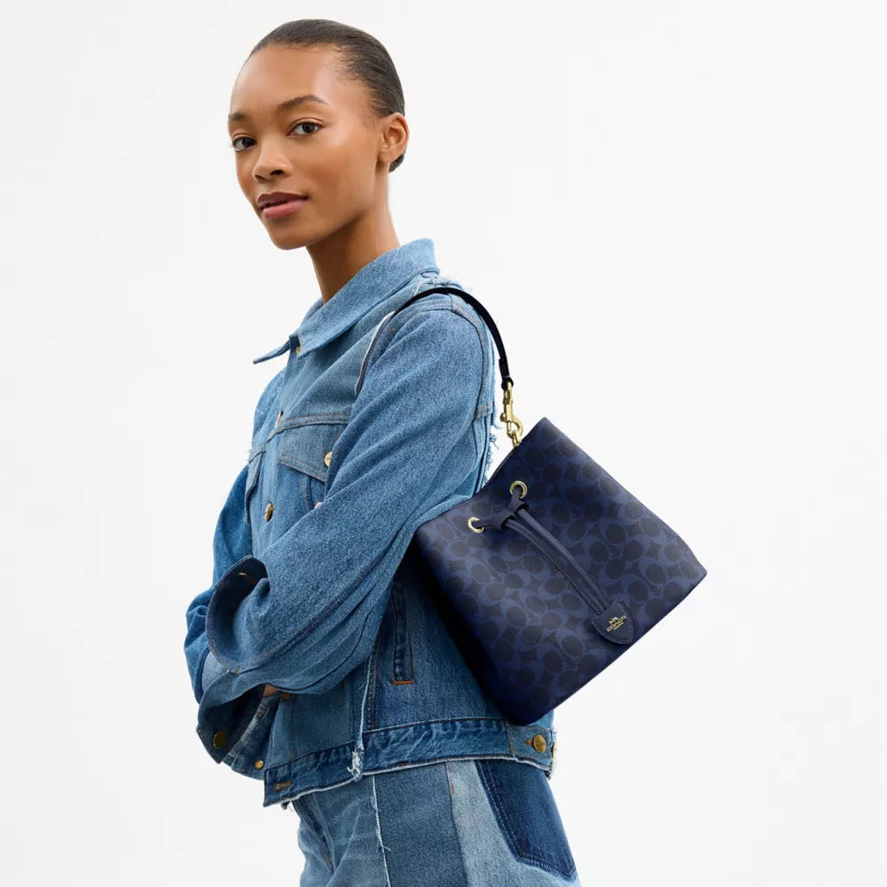Rowan Bucket Bag In Signature Canvas - Signature Canvas/Gold/Navy