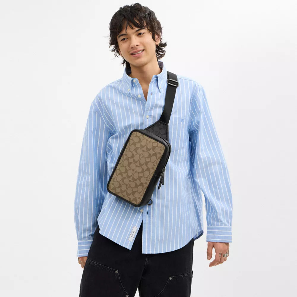 Sullivan Pack In Blocked Signature Canvas - Signature Canvas/Gunmetal/Khaki/Charcoal