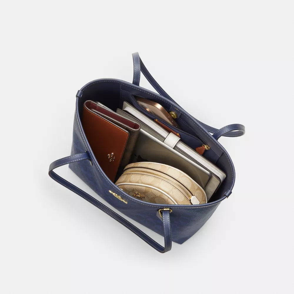 Medium City Tote Bag In Signature Canvas - Gold/Navy