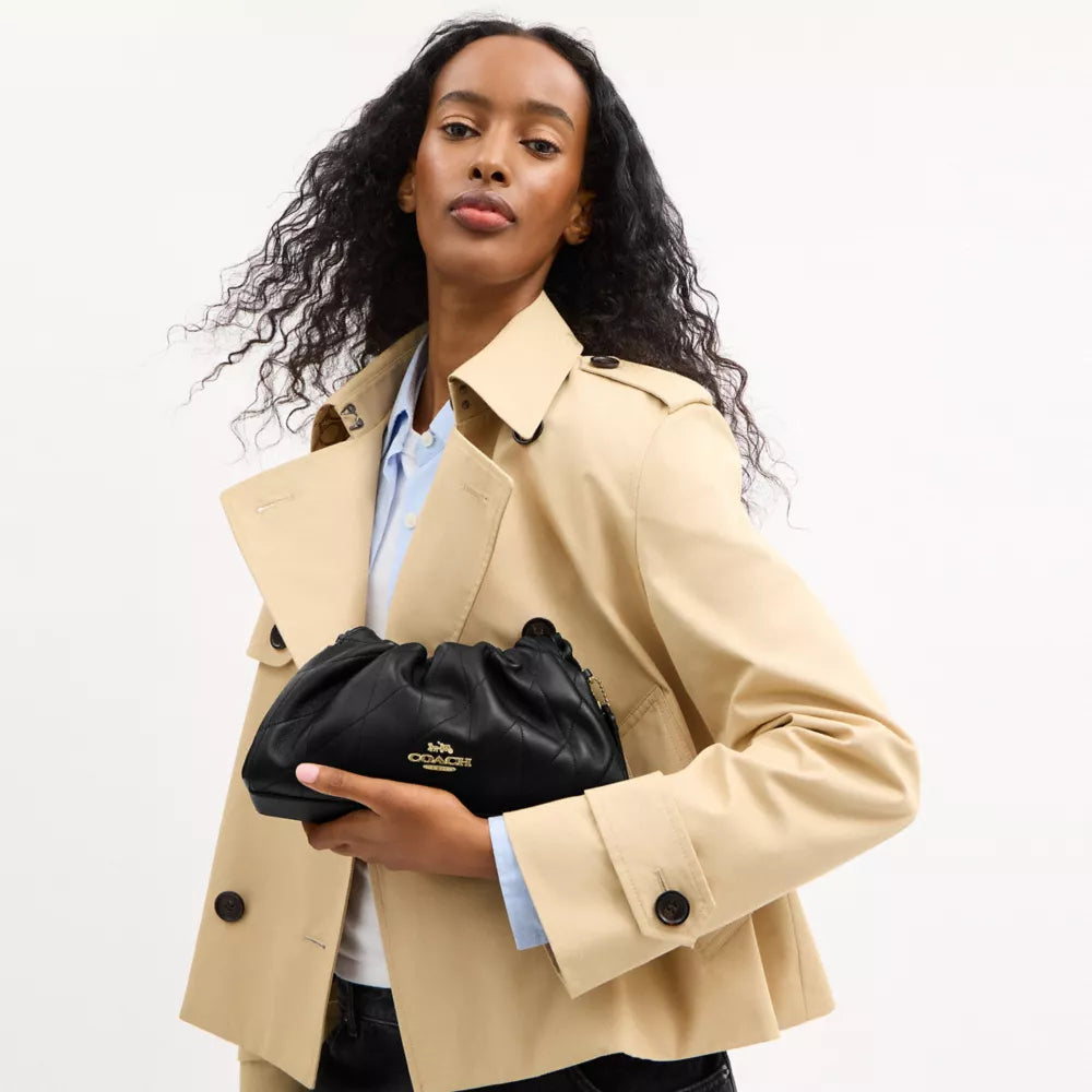Faye Shoulder Bag With Quilting - Nappa Leather/Gold/Black