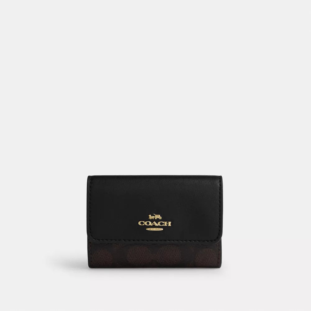 Flap Card Case In Signature Canvas - Signature Canvas/Gold/Walnut/Black