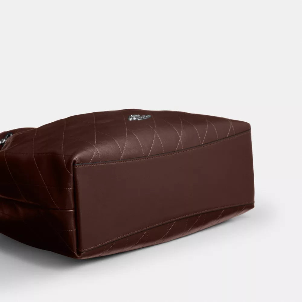 Evelyn Shoulder Bag With Quilting - Smooth Leather/Silver/Maple