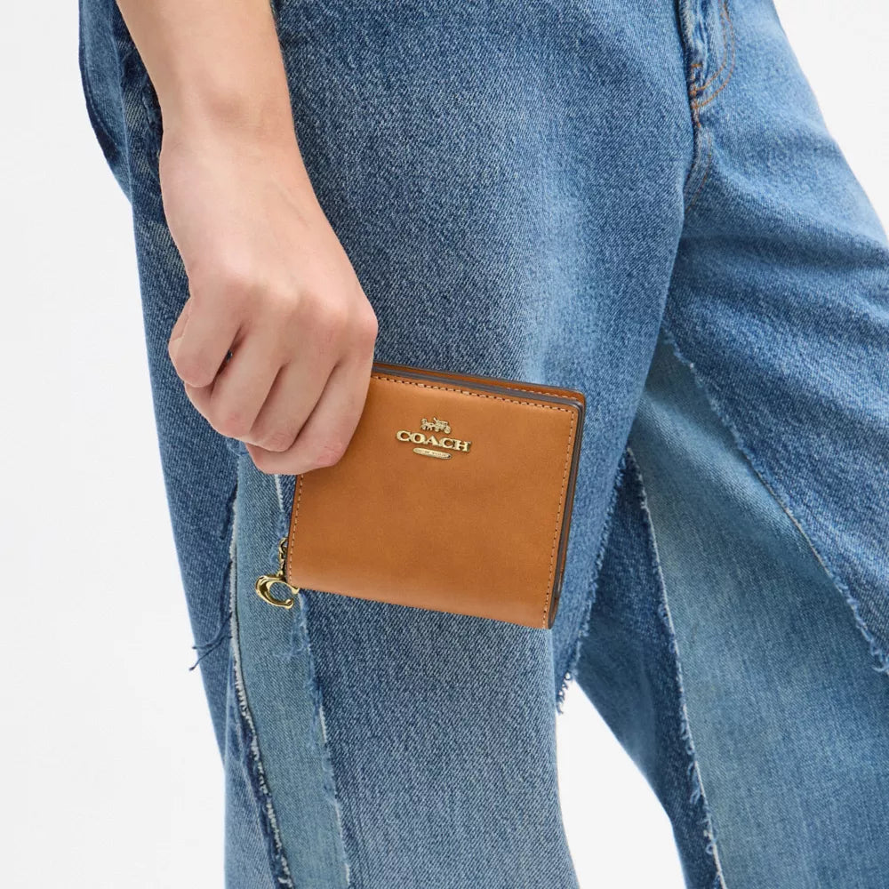Snap Wallet - Gold/Brown