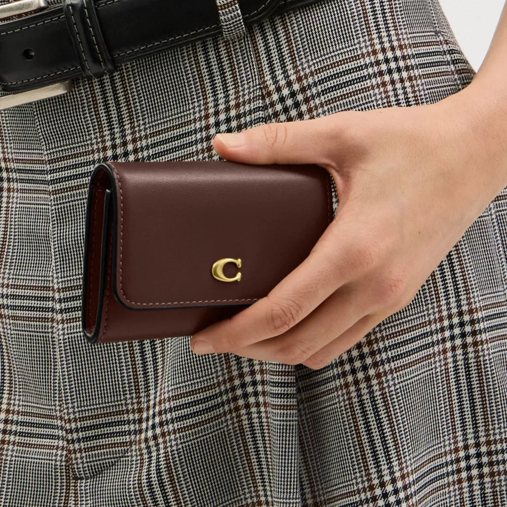 Essential Flap Card Case - Smooth Leather/Brass/Maple