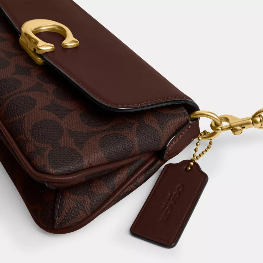 Jet Shoulder Bag In Signature Canvas - Brass/Maple