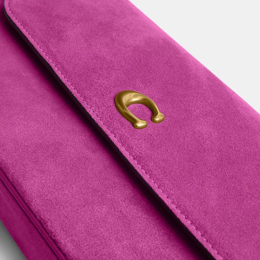 Brook Flap Chain Bag - Suede/Brass/Magenta
