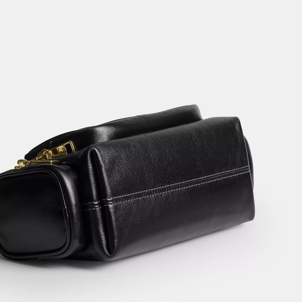 Laurel Shoulder Bag 22 With Pockets - Crinkle Leather/Gold/Black
