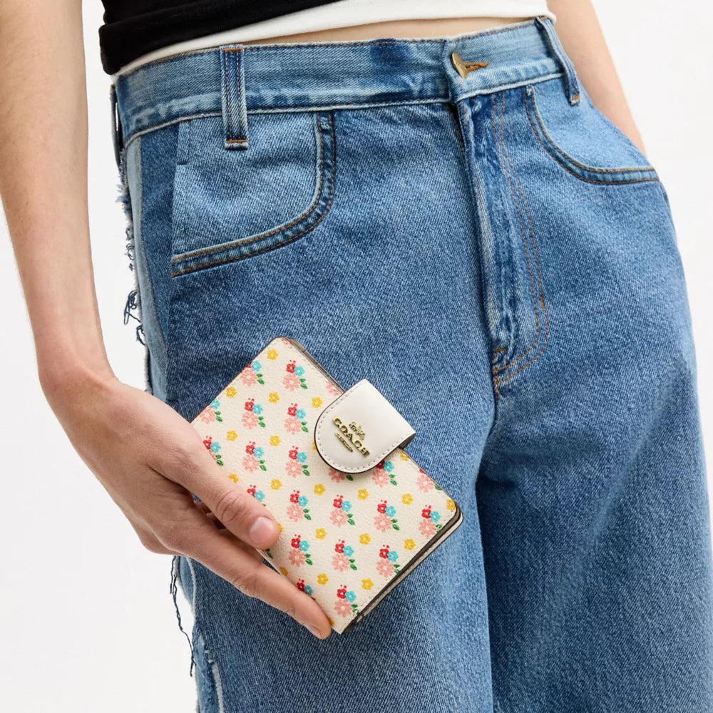 Medium Corner Zip Wallet With Floral Print - Gold/Chalk Multi