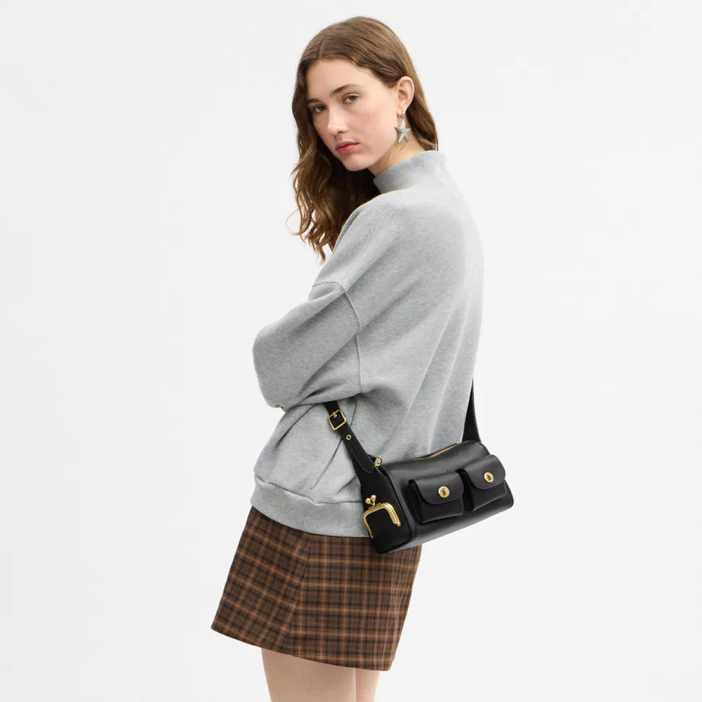 Turnlock Haversack Bag 27 - Natural Grain Leather/Brass/Black