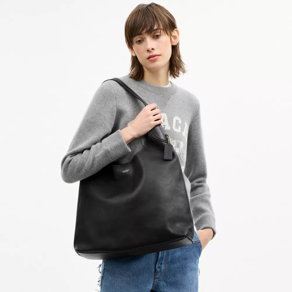 Brooklyn Shoulder Bag 39 - Smooth Leather/Brass/Black
