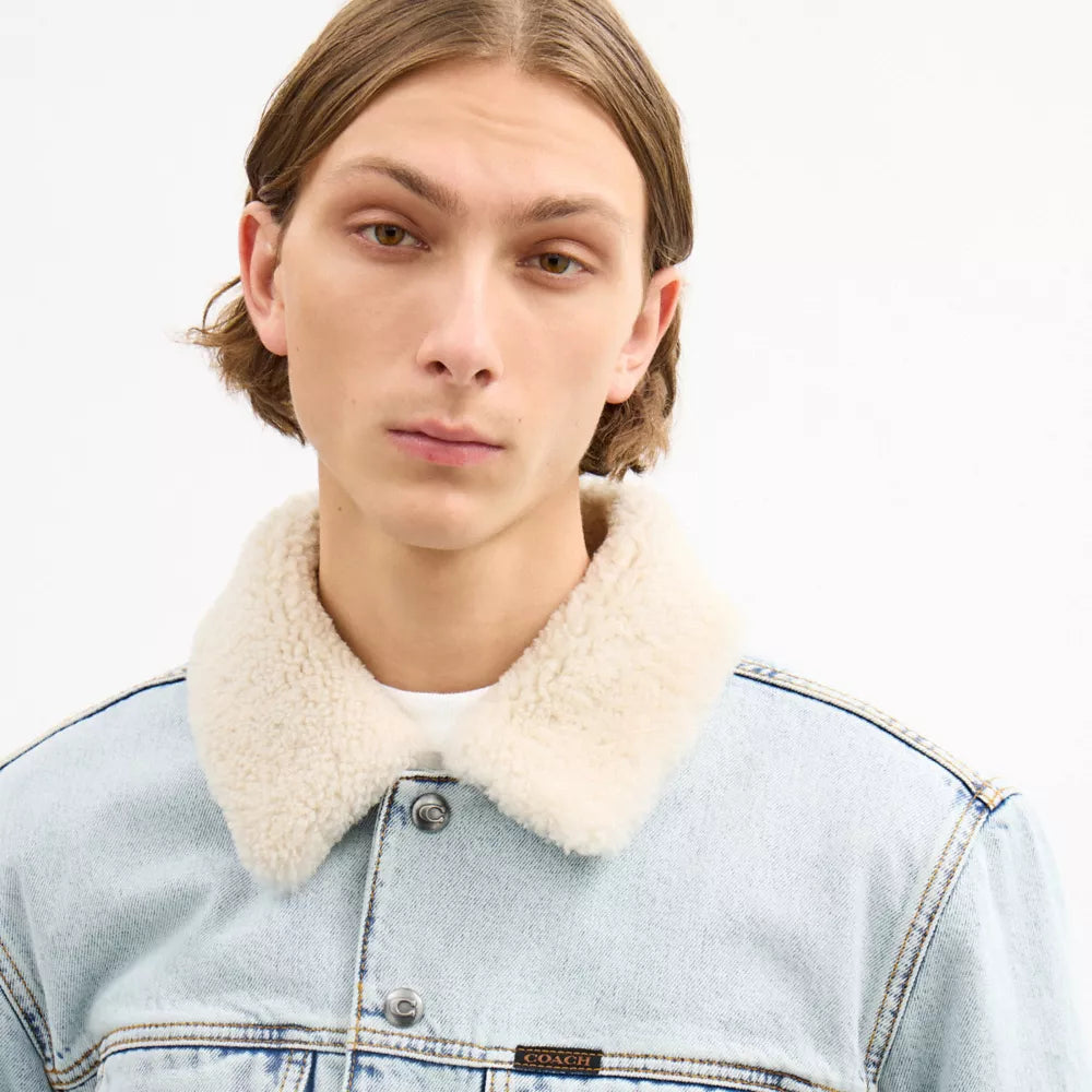Denim Jacket With Shearling Collar - Light Wash