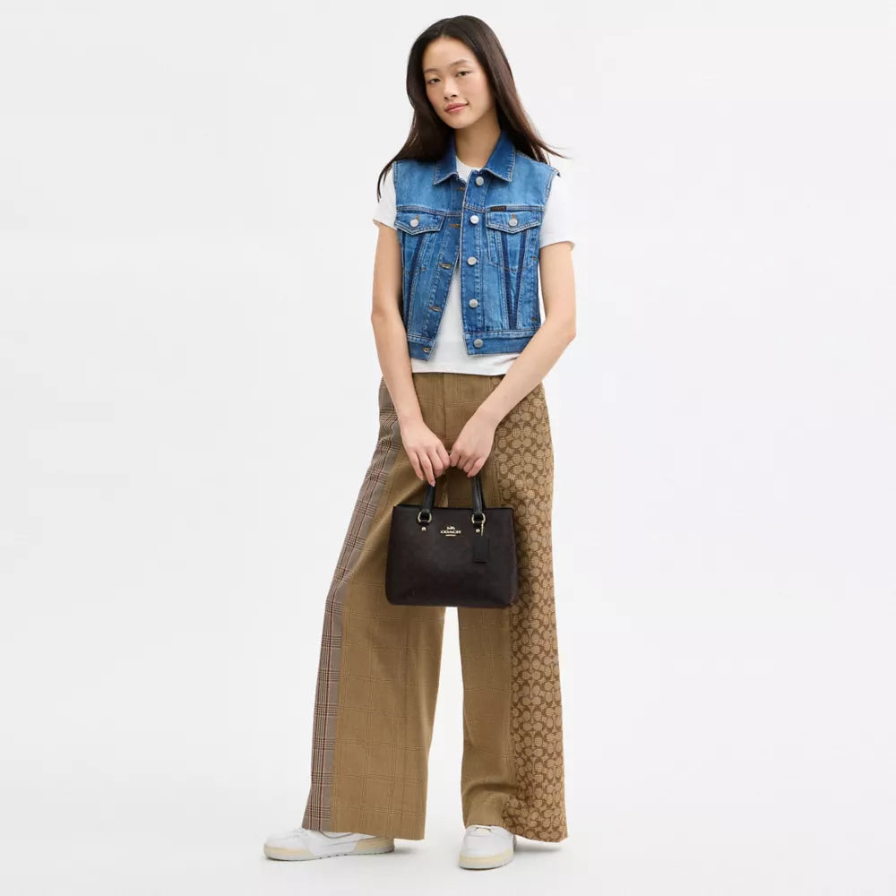 Station Carryall Bag In Signature Canvas - Gold/Walnut/Black