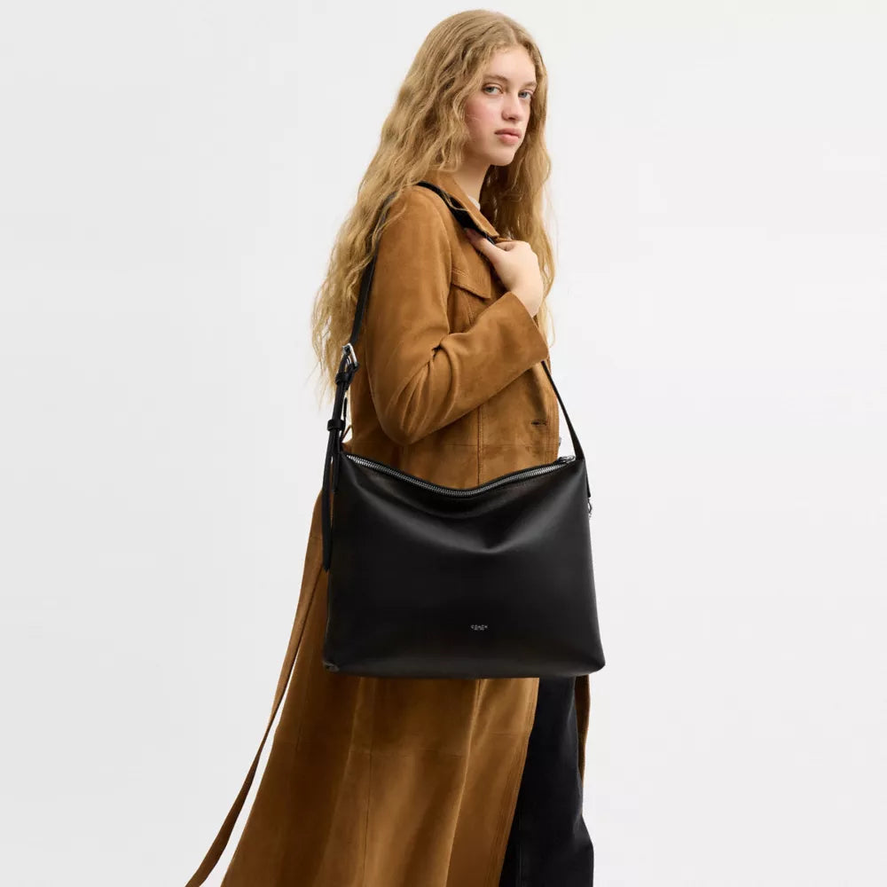 Mott Messenger Bag 38 In Loved Leather - Black/Light Tan
