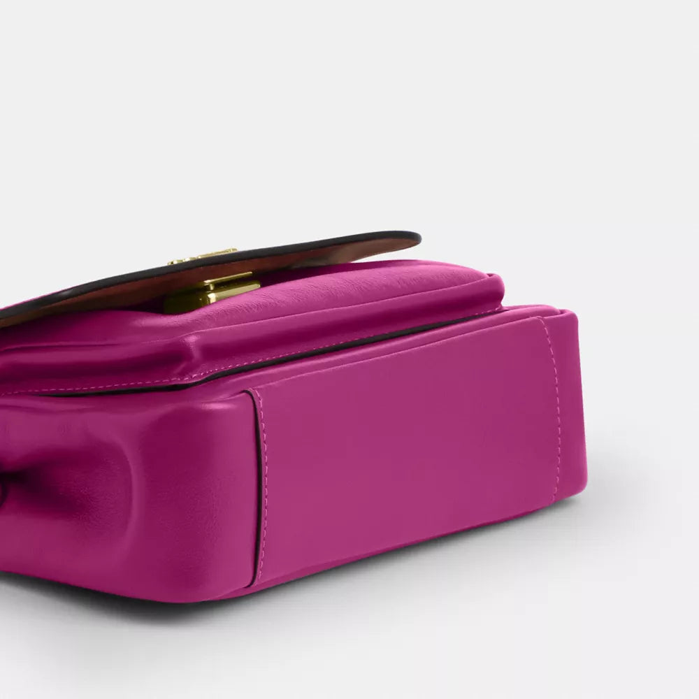 Elodie Crossbody Bag 18 - Crinkle Leather/IM/Magenta