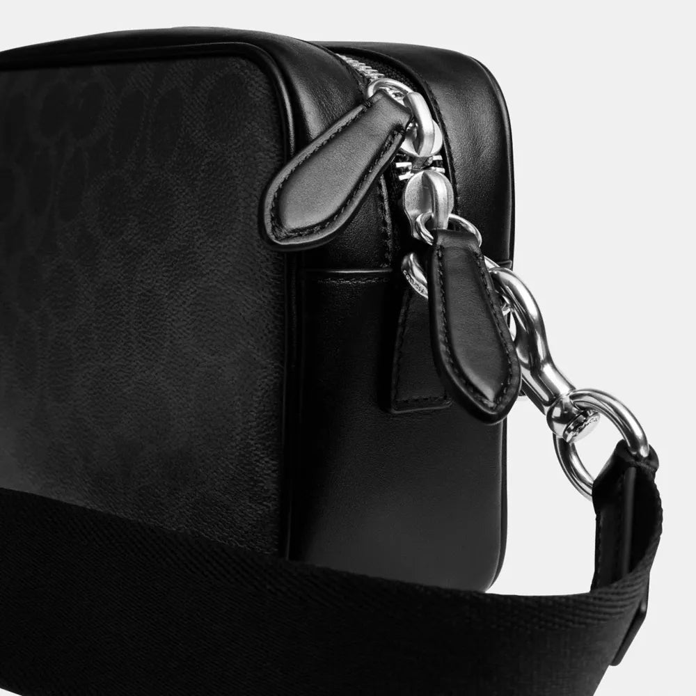 Radio Camera Bag In Signature Canvas - Black Signature