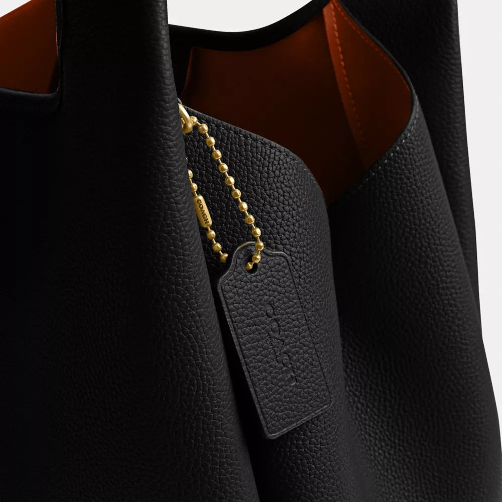 Lana Shoulder Bag - Polished Pebble Leather/Brass/Black
