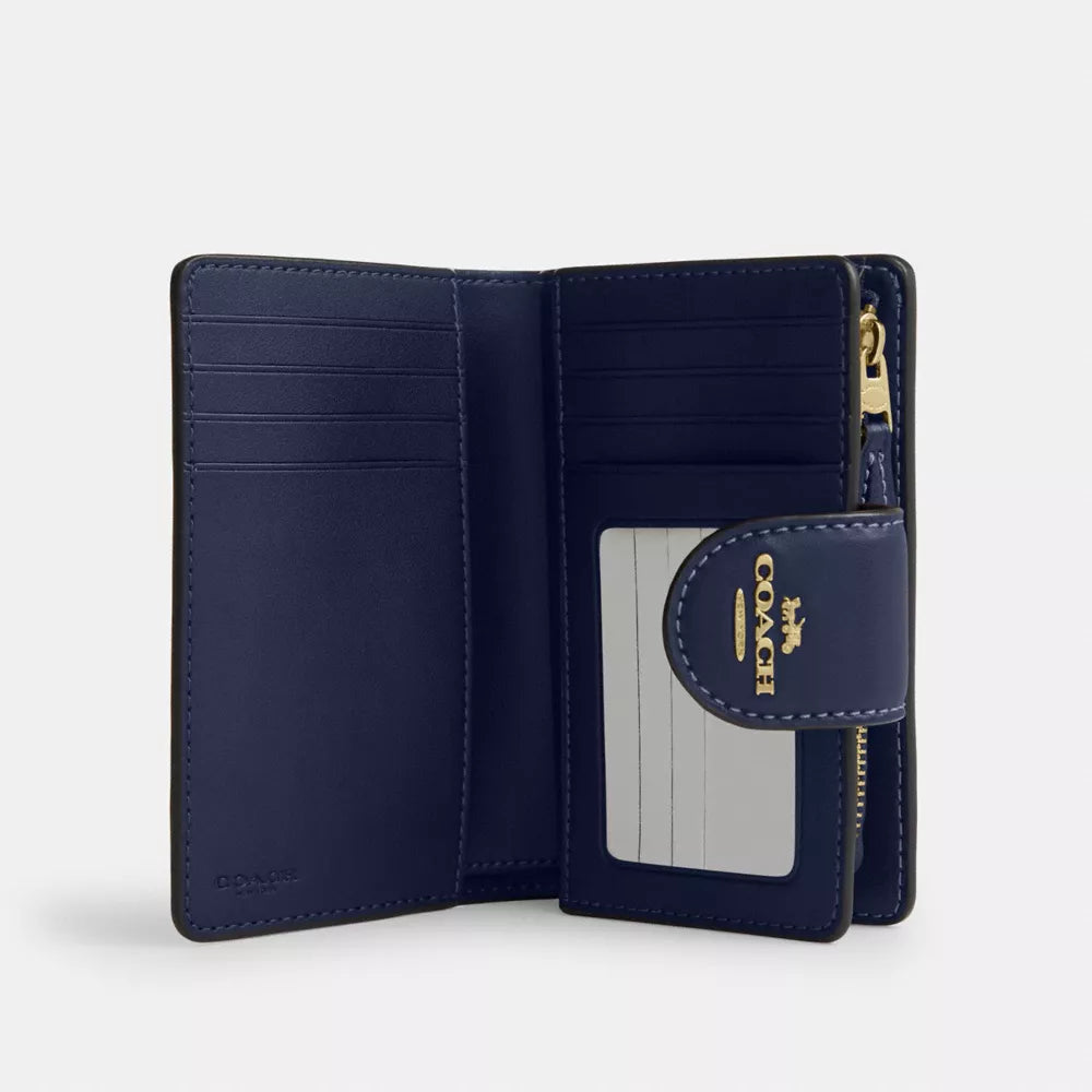 Medium Corner Zip Wallet In Signature Canvas - Signature Canvas/Gold/Navy
