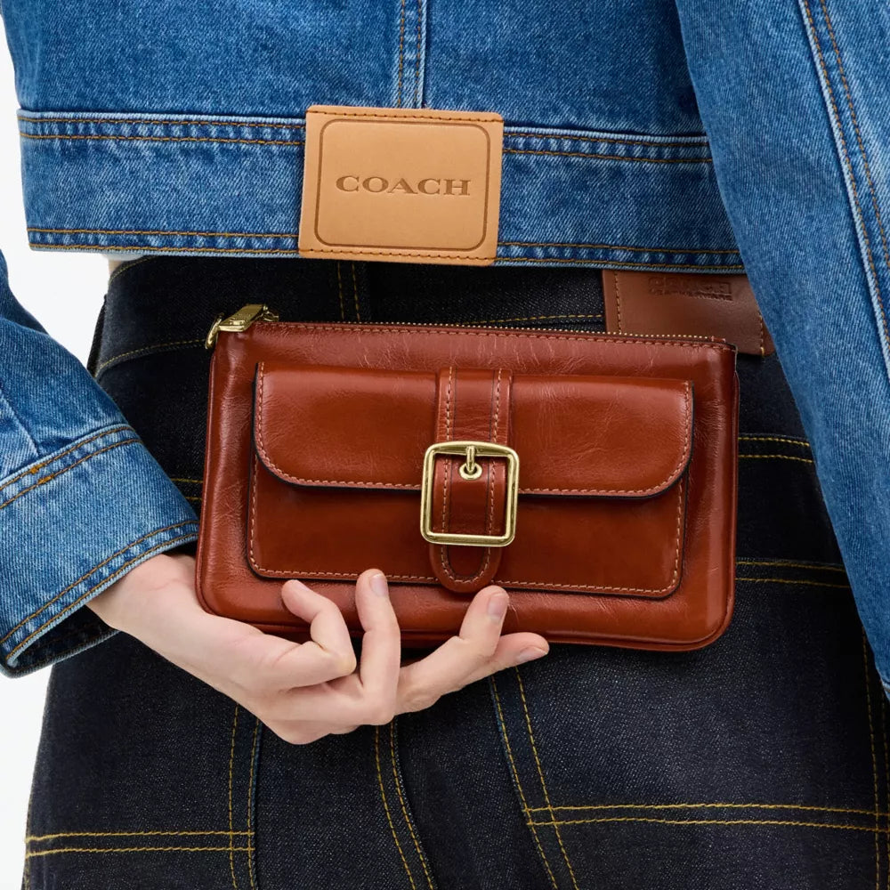 Ashton Wristlet - Gold/Cinnamon