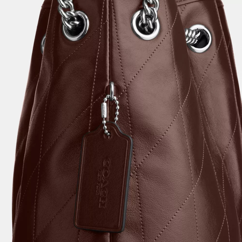 Evelyn Shoulder Bag With Quilting - Smooth Leather/Silver/Maple