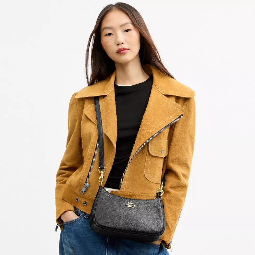 Teri Shoulder Bag - Pebbled Leather/Gold/Black
