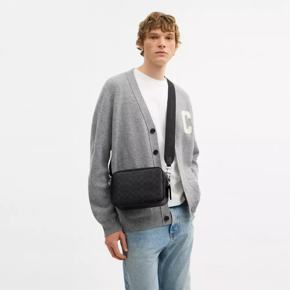Radio Camera Bag In Signature Canvas - Black Signature
