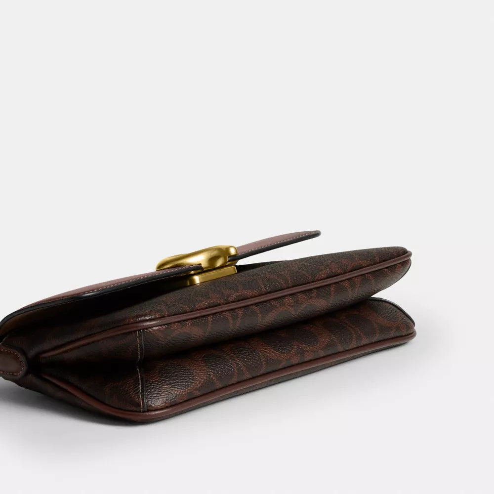 Jet Shoulder Bag In Signature Canvas - Brass/Maple