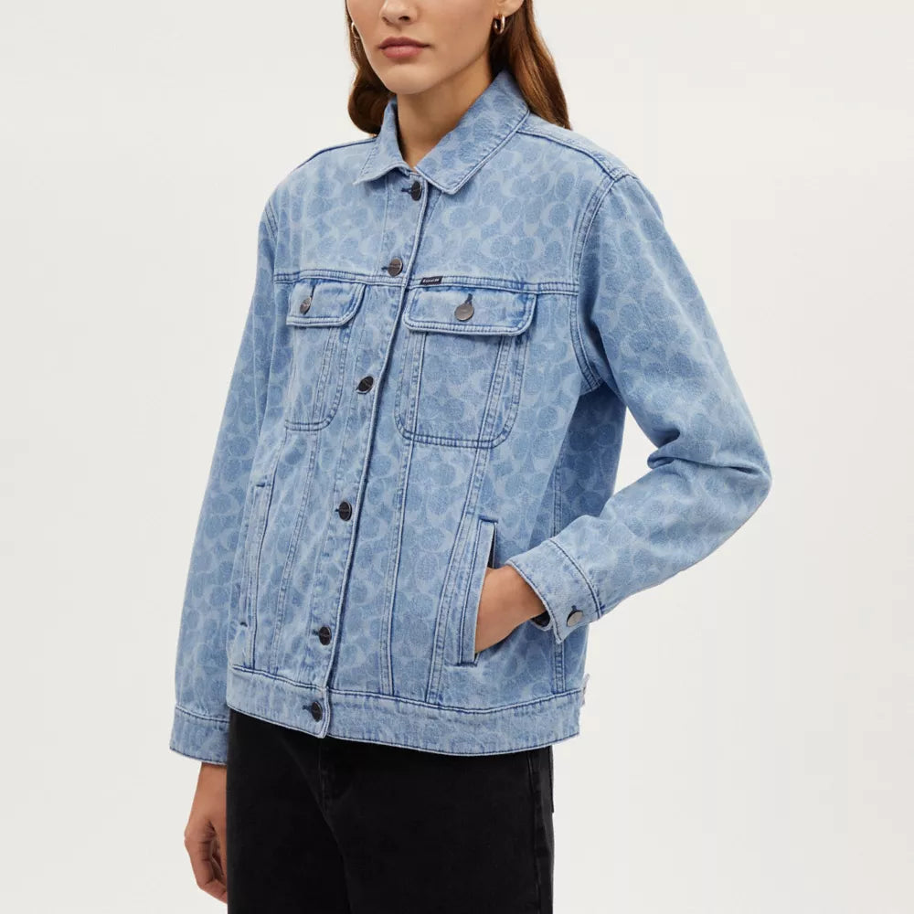 Signature Denim Jacket - Light Wash