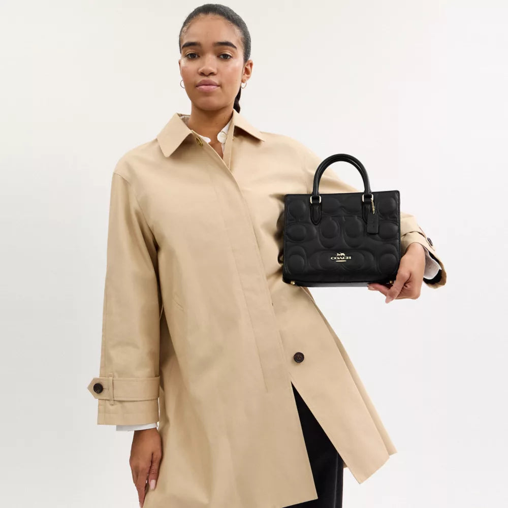 Maggie Small Tote Bag In Signature Leather - Smooth Leather/Gold/Black